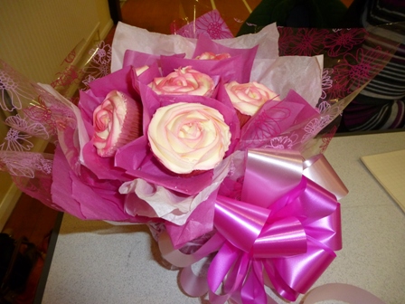 Cup cake bouquet for raffle Feb 2013
