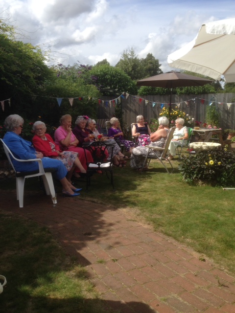 Jo's garden party (3)