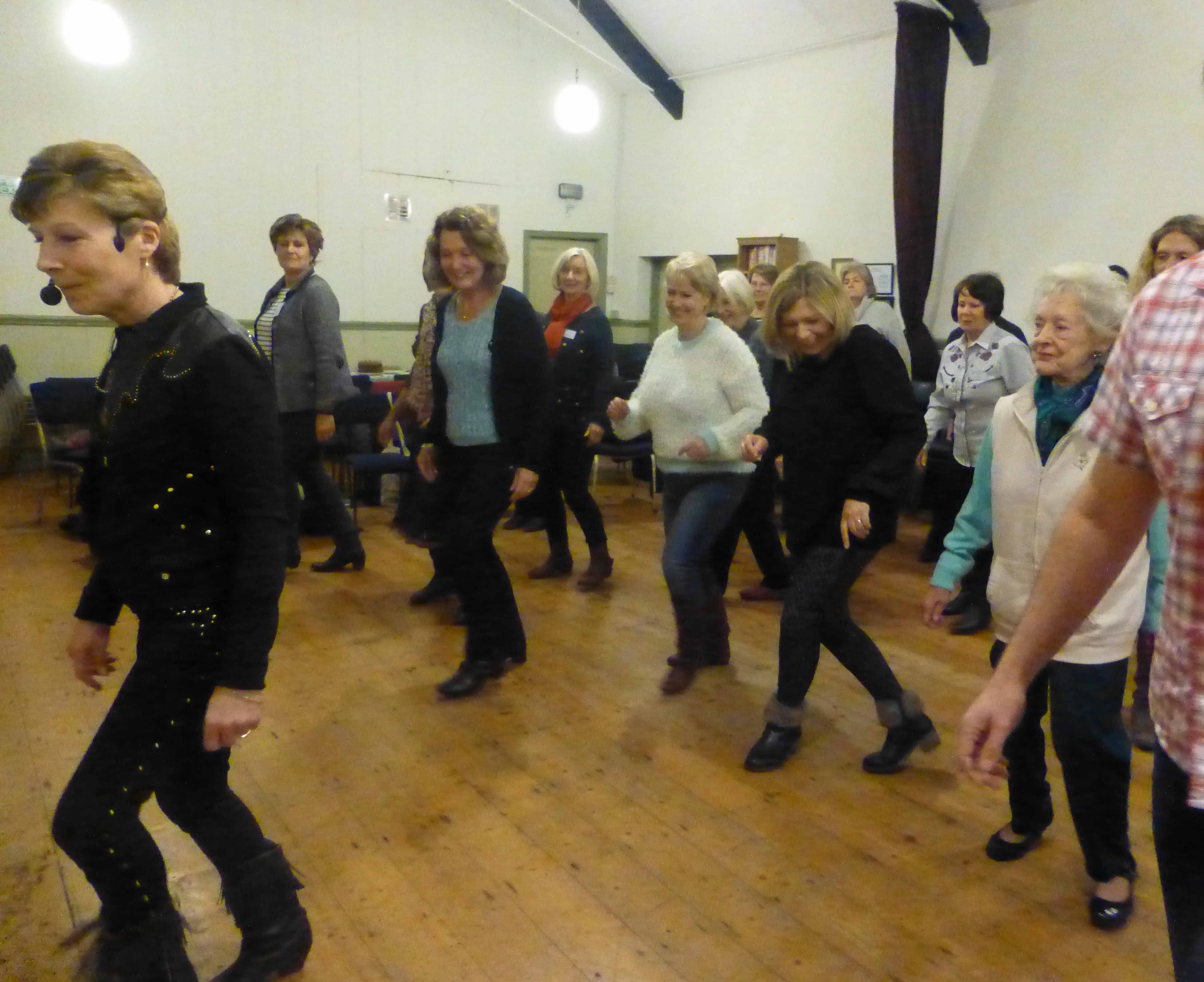 2016-02-10 Line Dancing 2.jpg