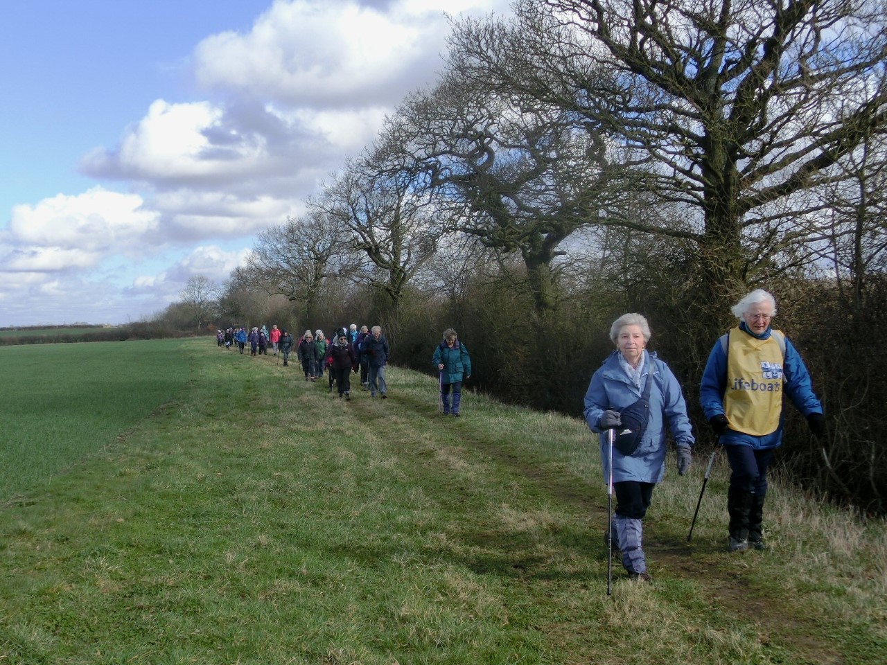 22.03Striding out near Bozeat