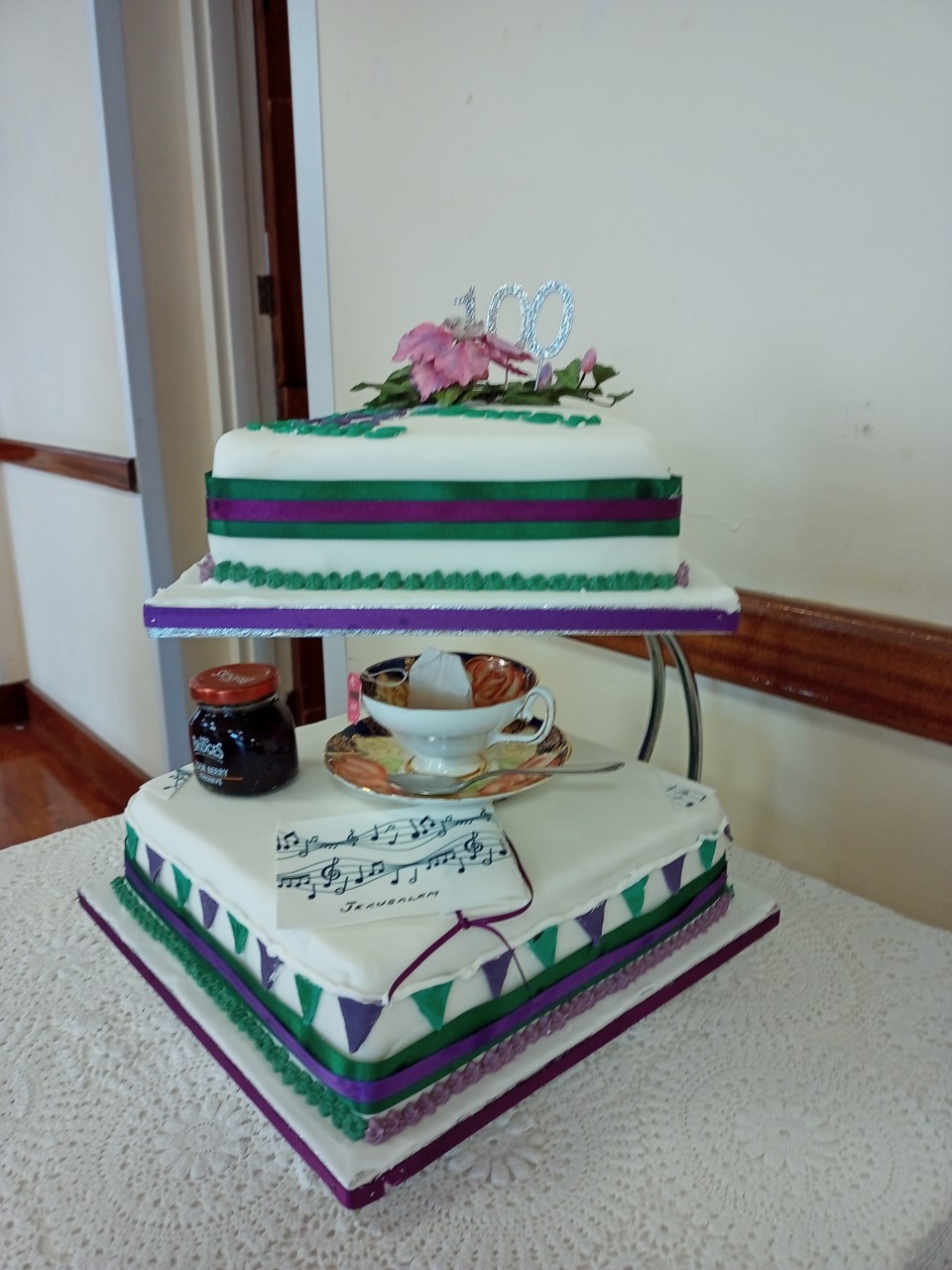 22.08 Centenary Cake