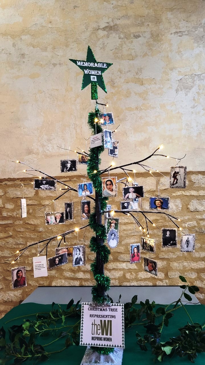 Christmas tree with famous women