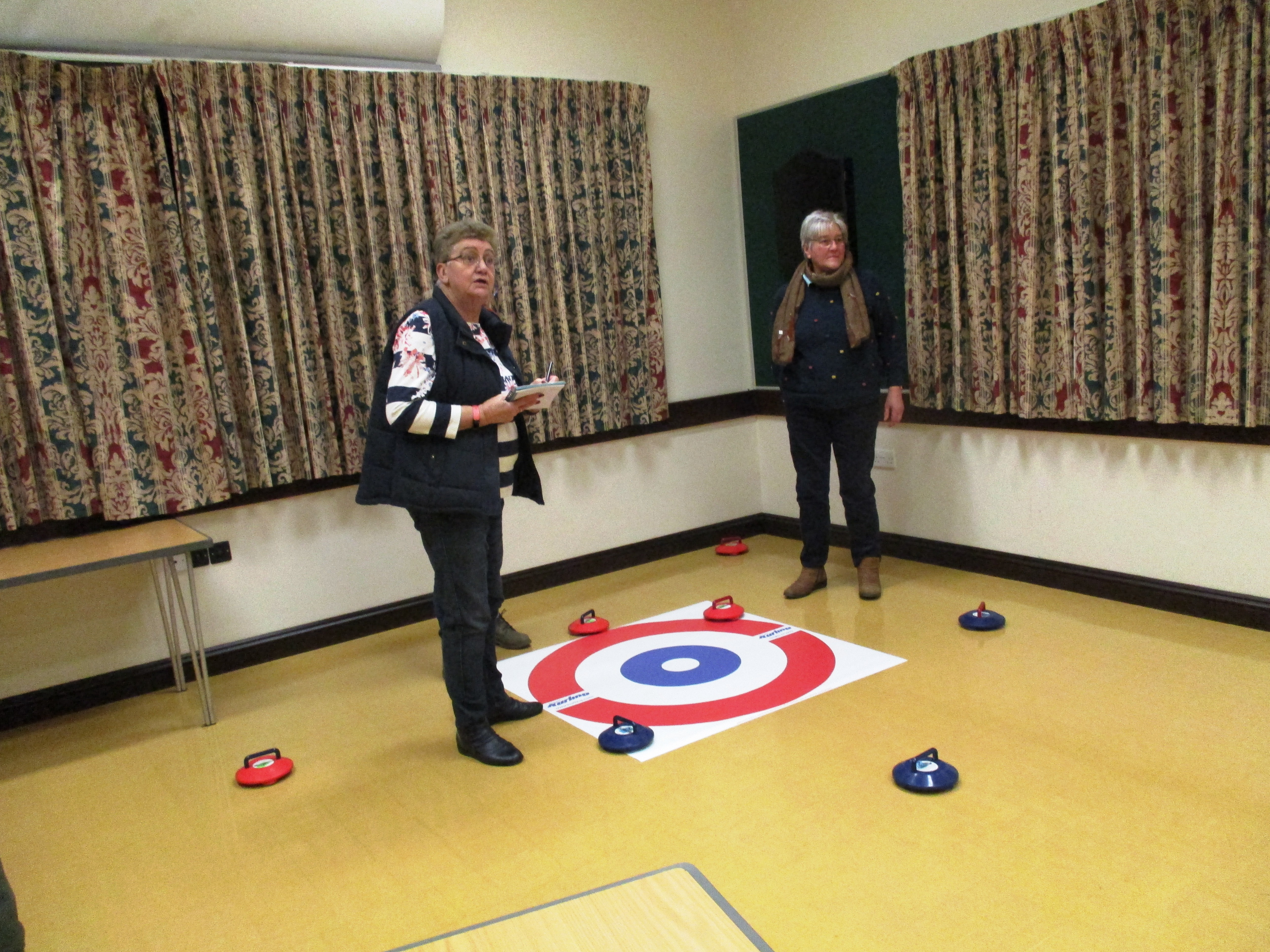 23.02 Curling target