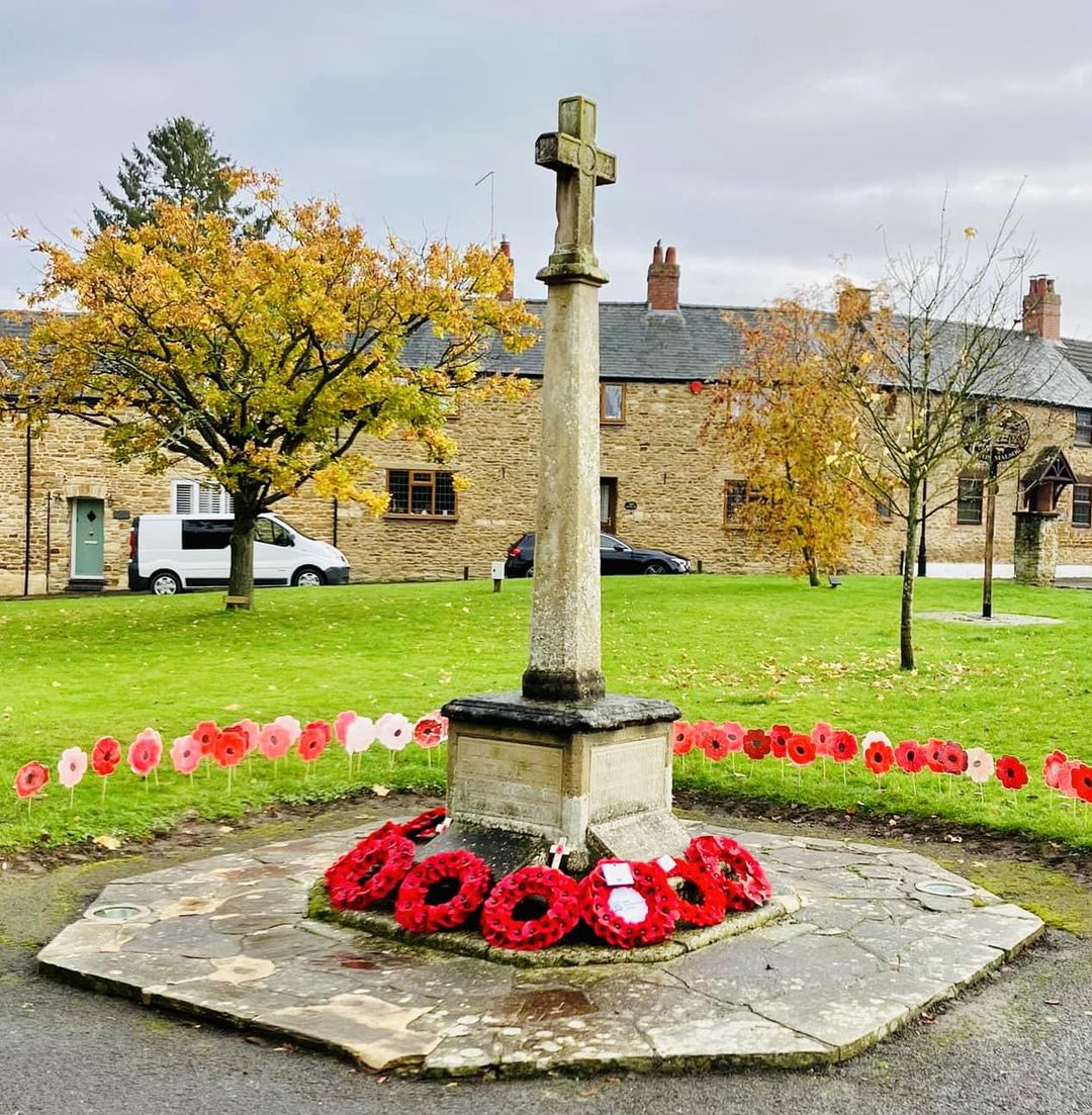 23.11 Wreath on War Memorial