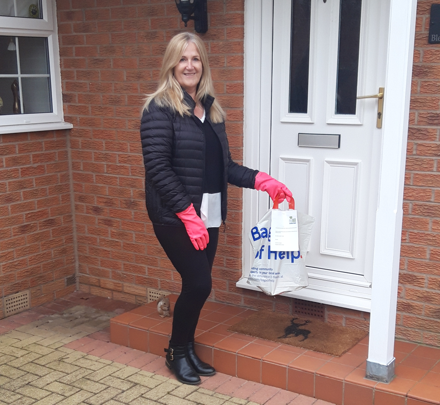 Finningley President Jayne delivering books