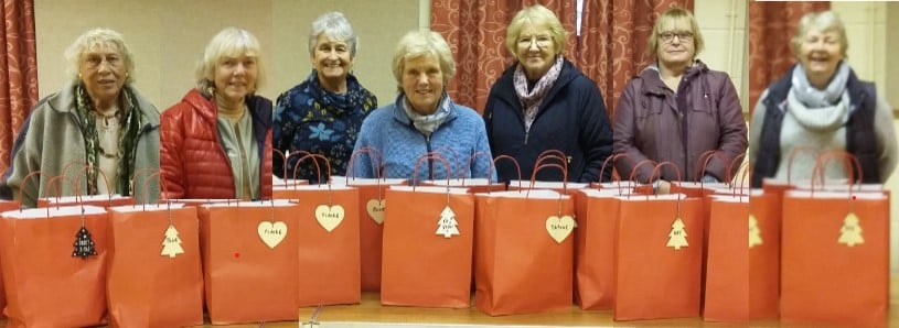 Packing Christmas Goody Bags 20.12 Christmas Goody Bags